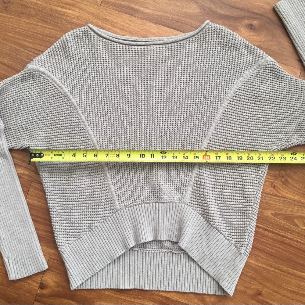 UGG sweater - Picture 6 of 8